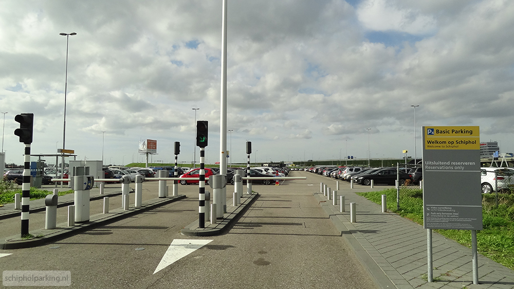 Goedkoop parkeren schiphol